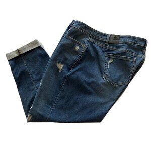 Lane Bryant SZ 20R Women's Distressed Boyfriend Jeans with cuff